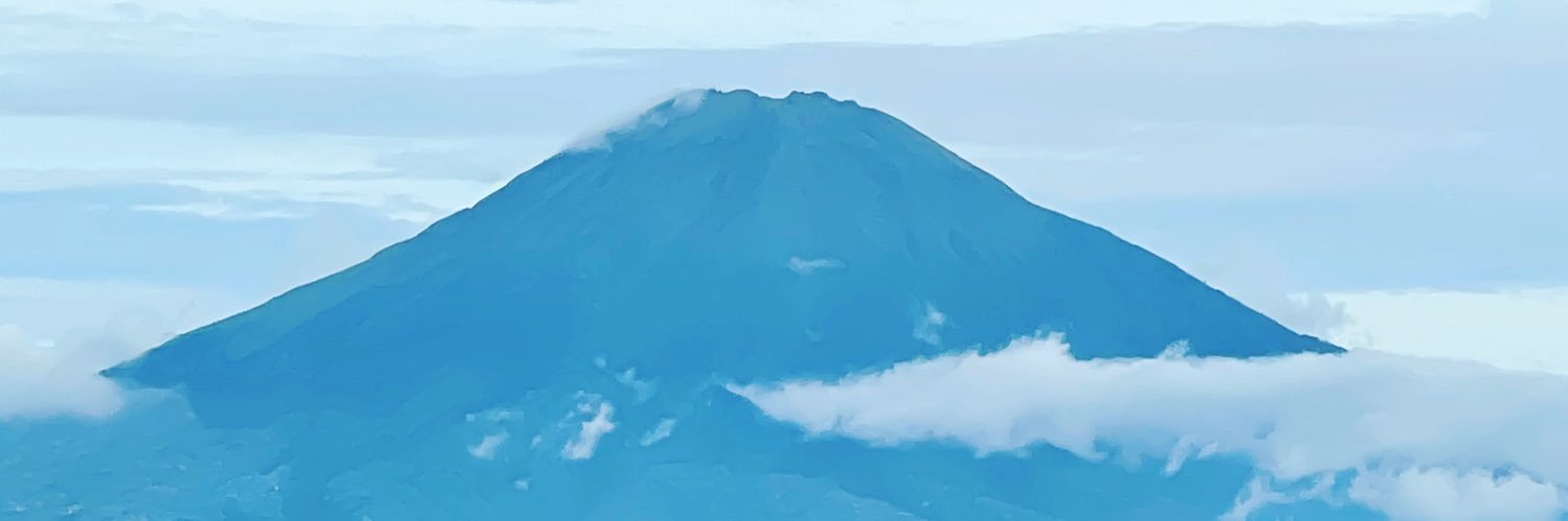 thadisa's profile banner image