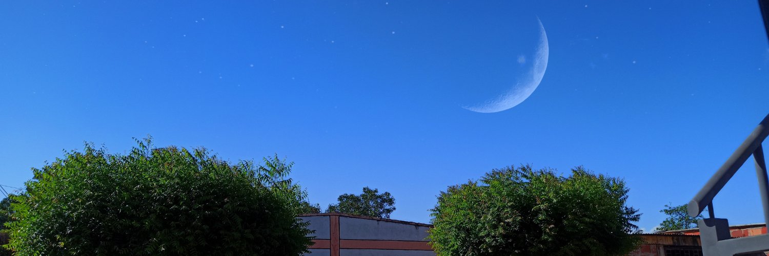 May_Rondn's profile banner image
