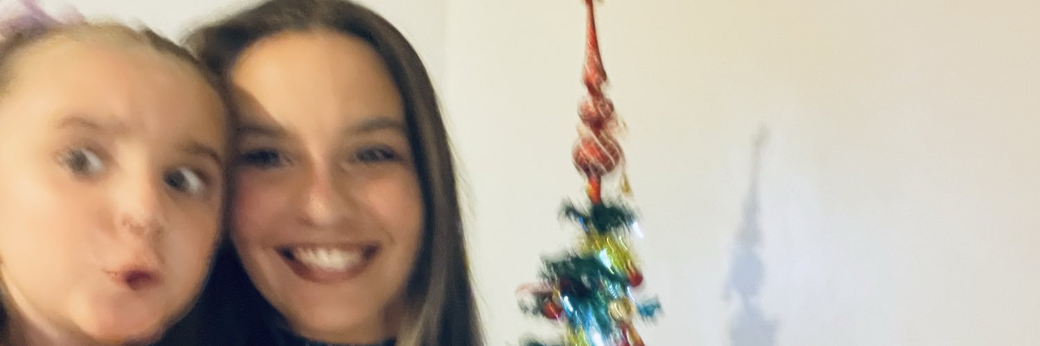 CornaloVictoria's profile banner image