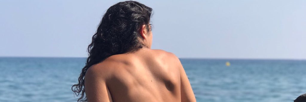 AnaE_93's profile banner image