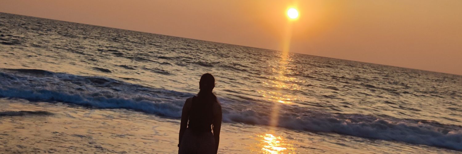 vidhu_mohan_'s profile banner image