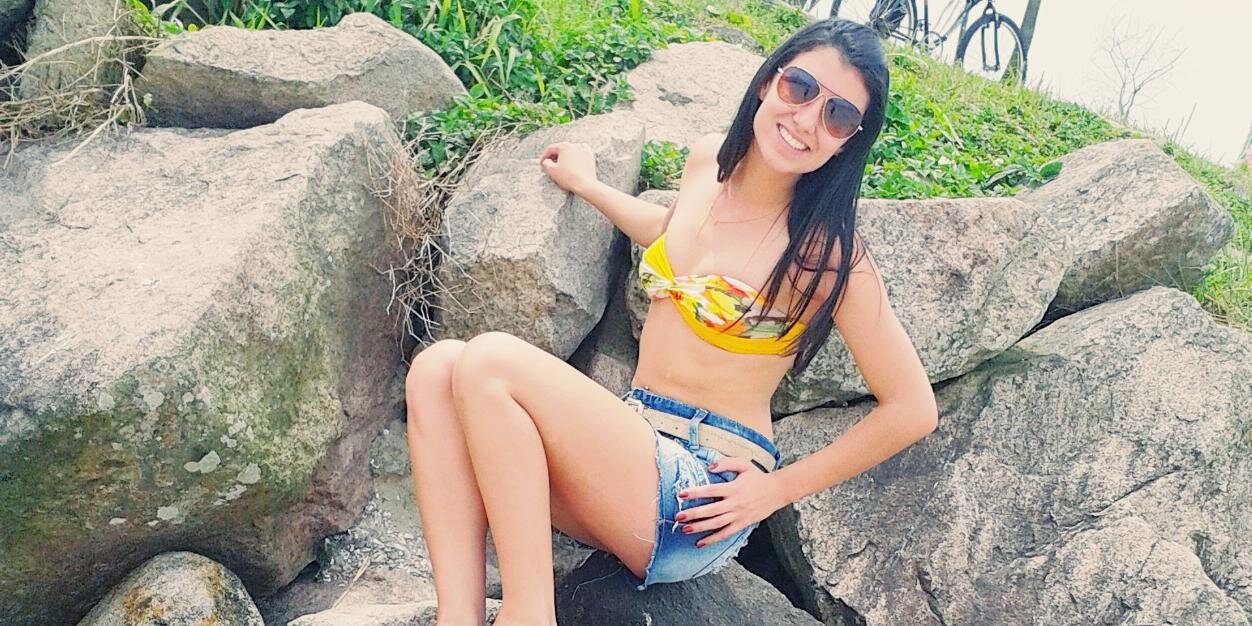 Amanda Melo banner