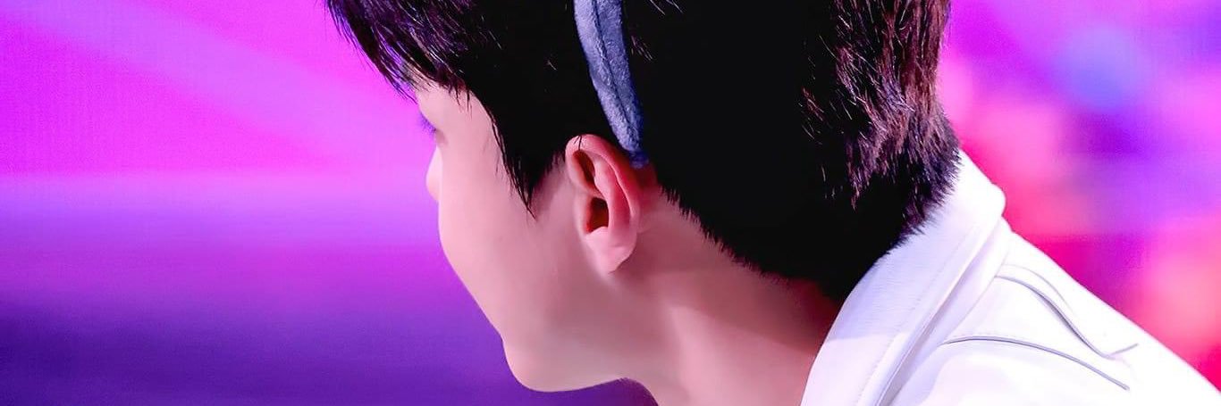 ____px____'s profile banner image