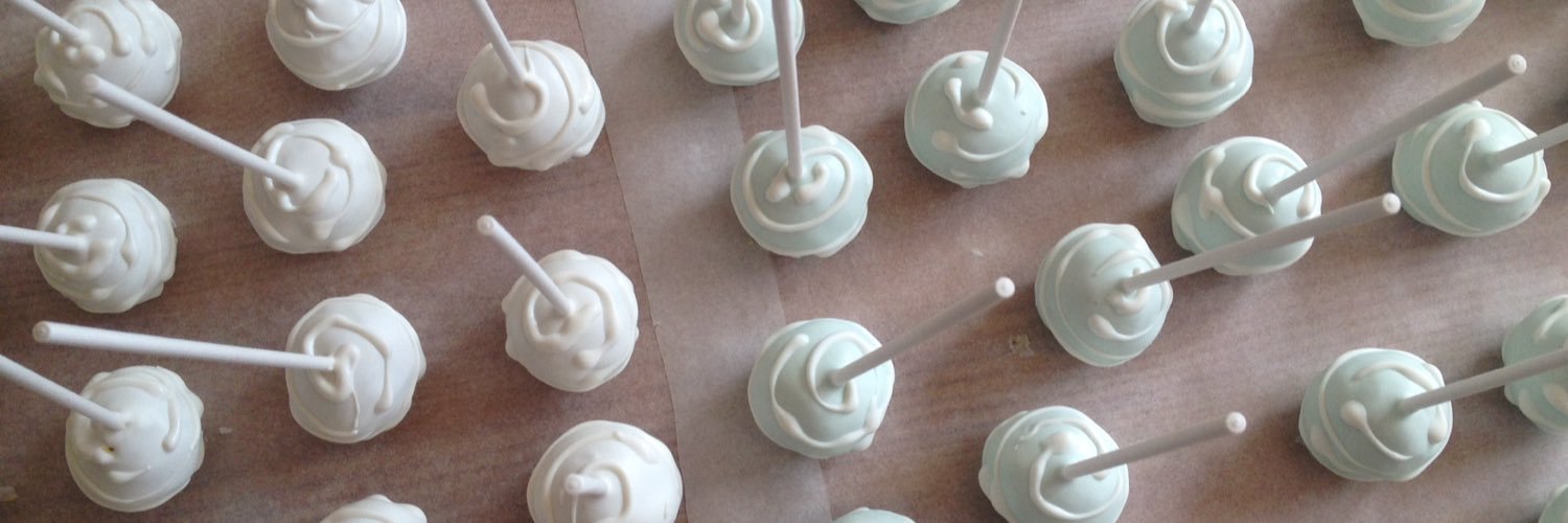 Geekychiccakes's profile banner image