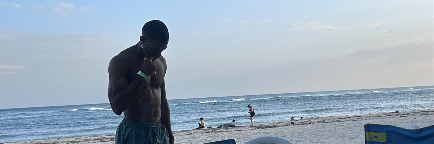 __CarlosMed's profile banner image