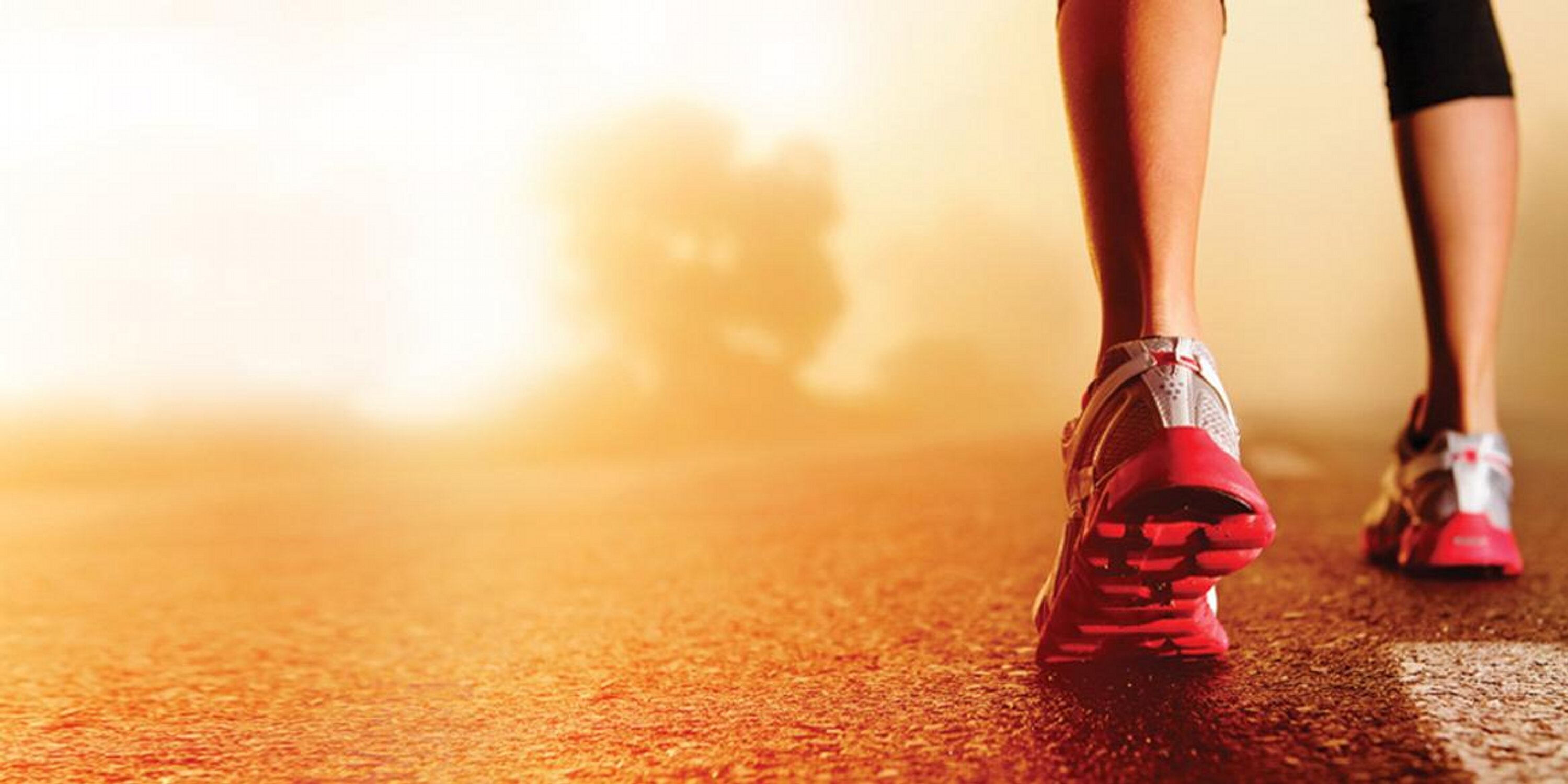 Runitlikeamom's profile banner image