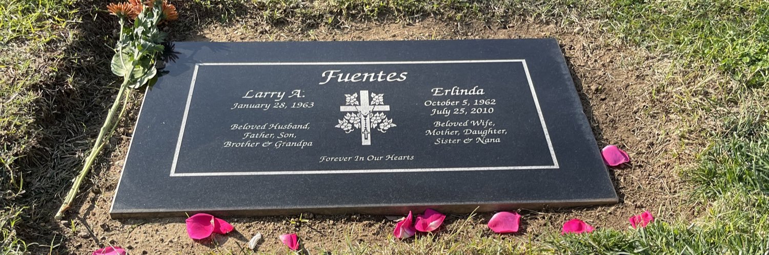 fuentesalyce's profile banner image