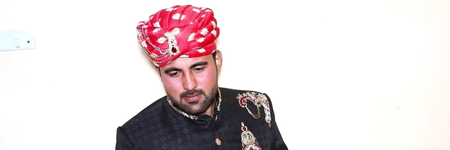 umarmehar80's profile banner image