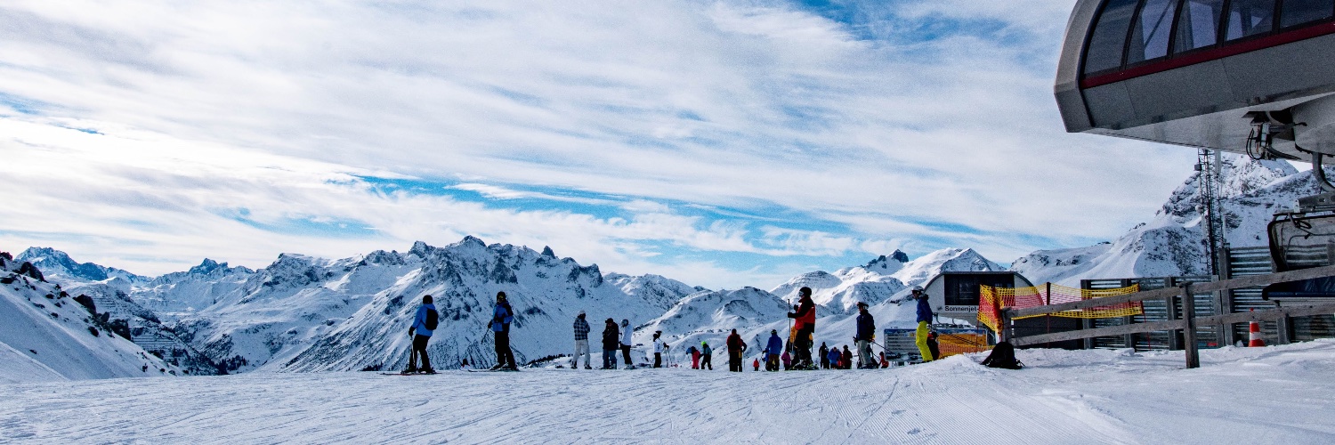 snowrep's profile banner image