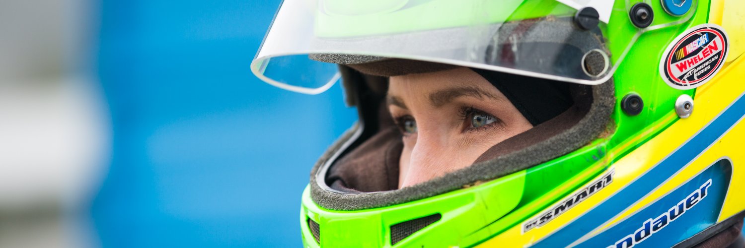 julialandauer's profile banner image