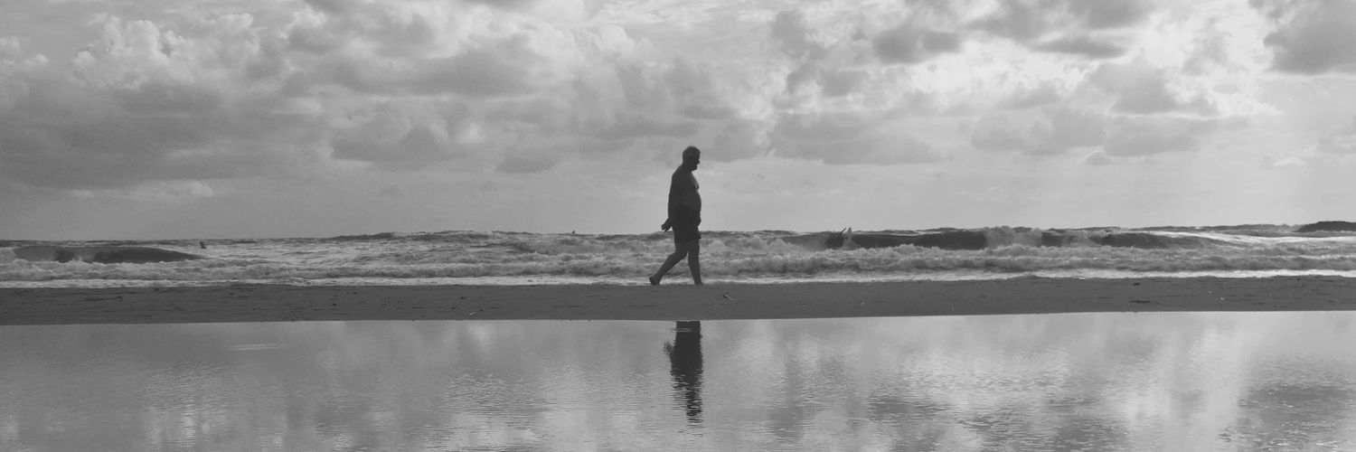 mikeeleon's profile banner image