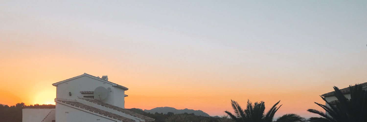 elean0rr_'s profile banner image
