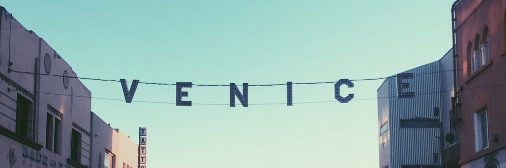 mrflightsch0ol's profile banner image