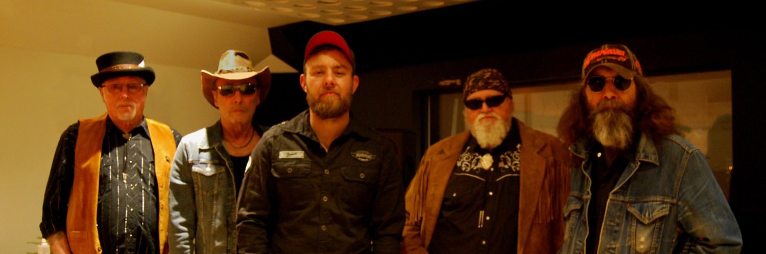 RaggedUnion's profile banner image