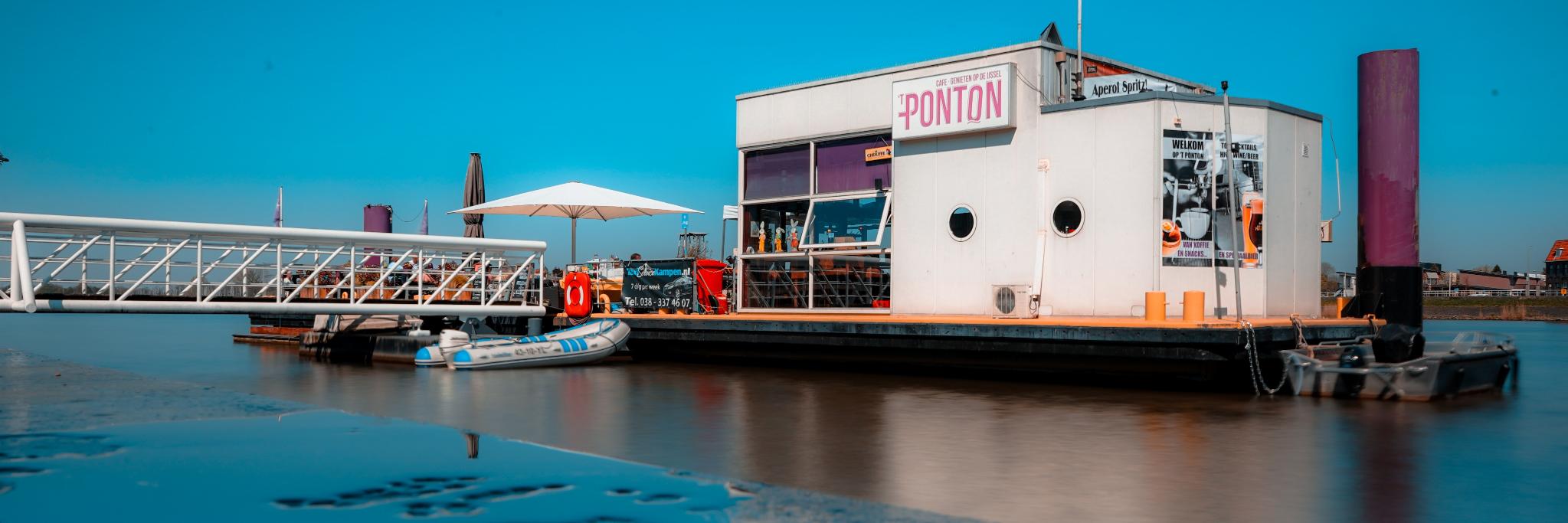 Cocktail- en Speciaalbiercafe 't Ponton banner