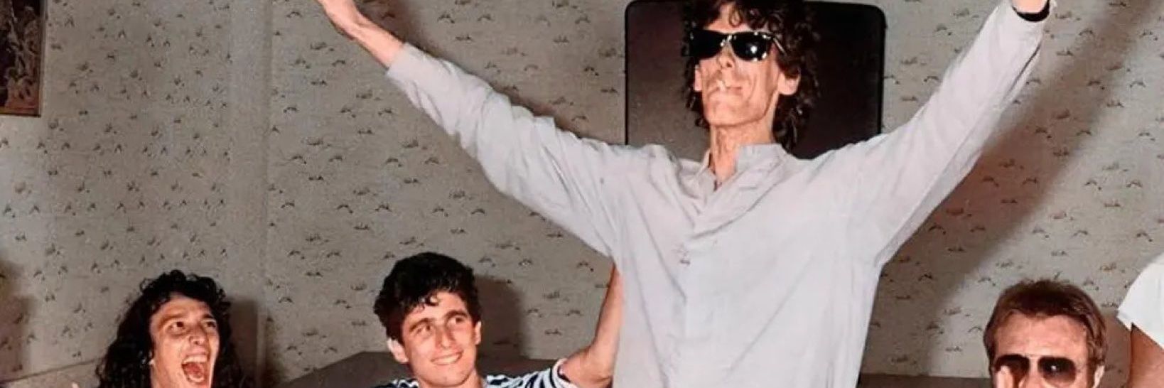 fdamaris__'s profile banner image