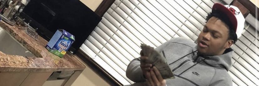 BigMari72's profile banner image