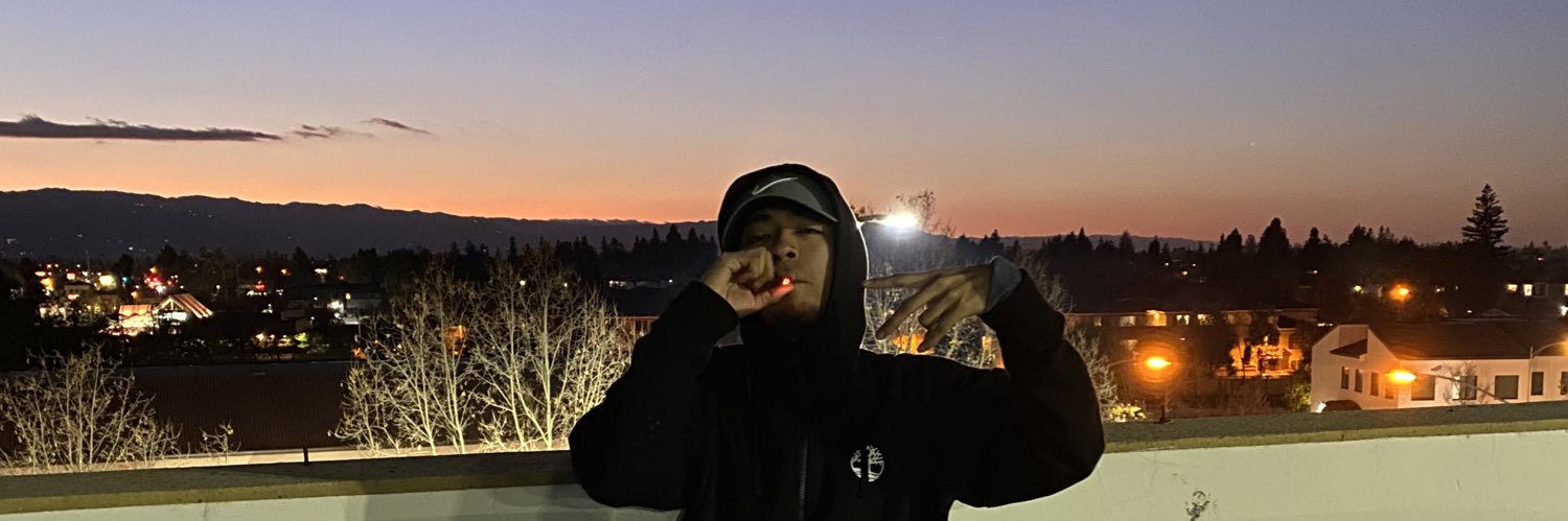 nataliavgood's profile banner image