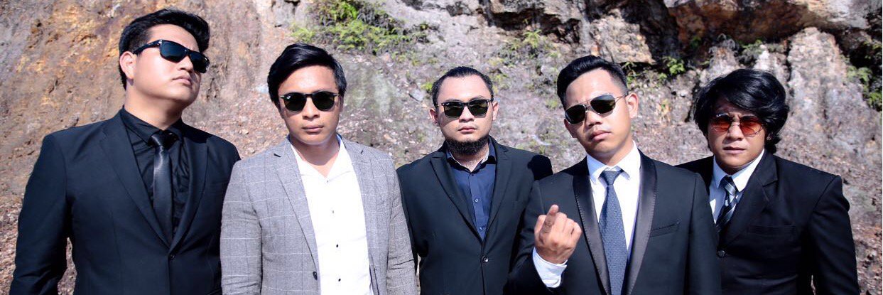 monalyssaband's profile banner image