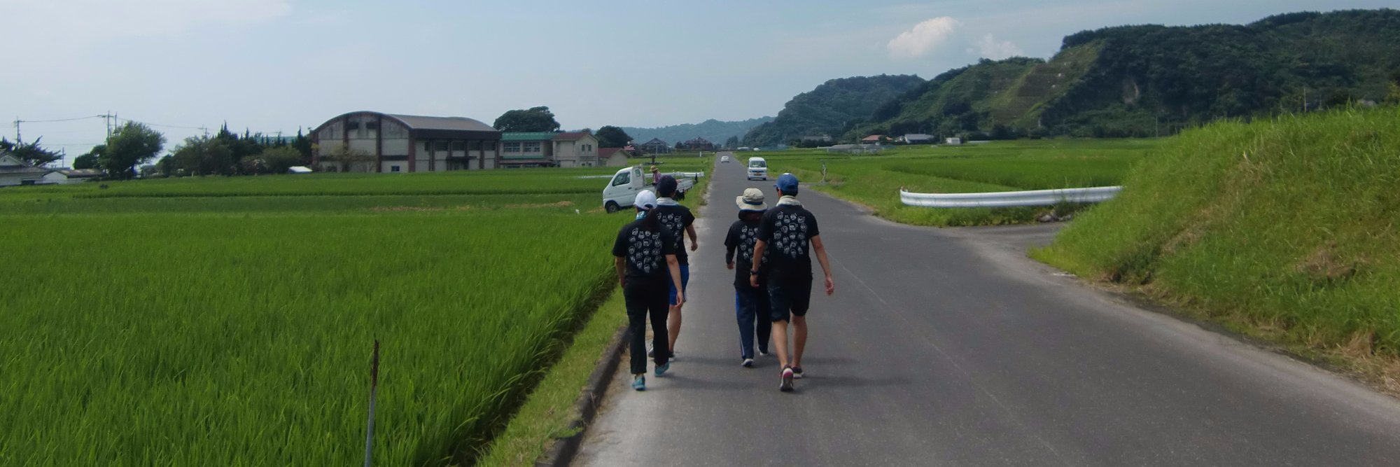 idesemi's profile banner image