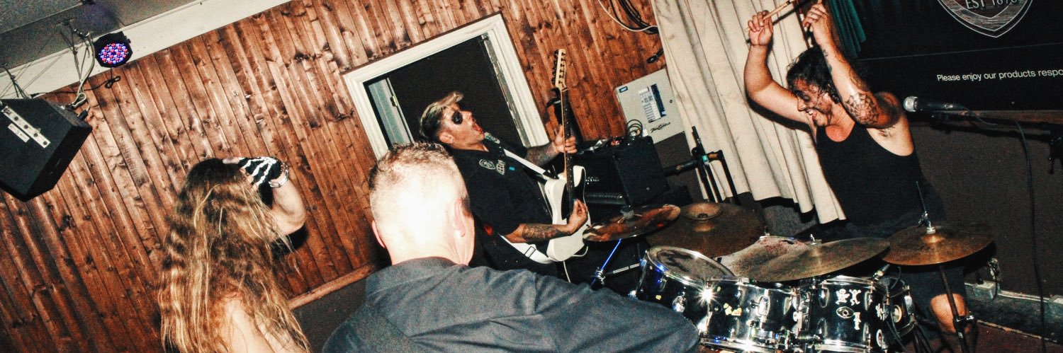 zackbozin's profile banner image