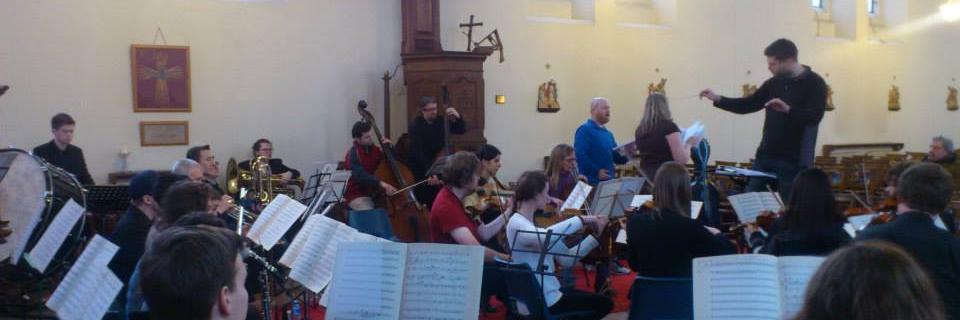 Hashtag Opera banner