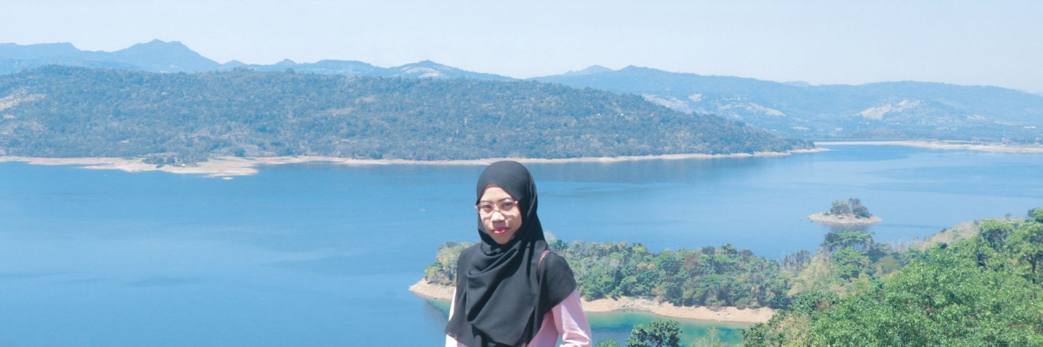 devina_rkn's profile banner image
