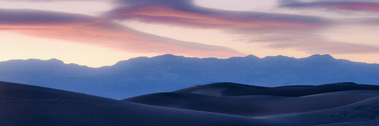 dotSR's profile banner image