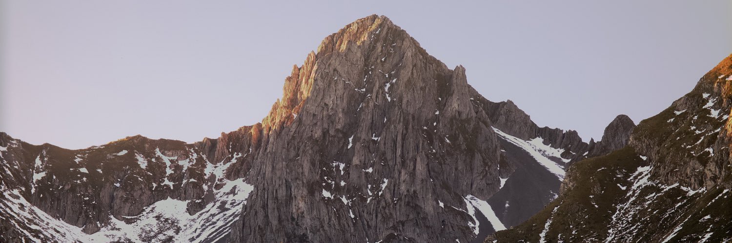 devlarosa's profile banner image