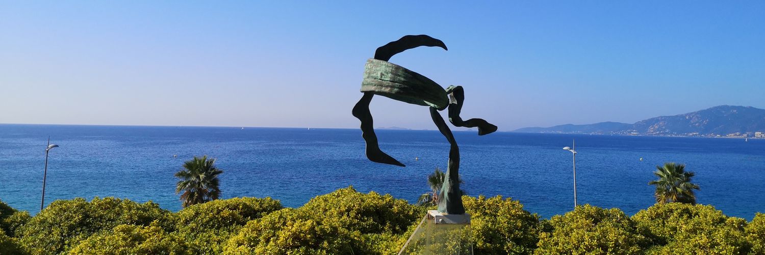 Geneviève Colonna d’Istria banner