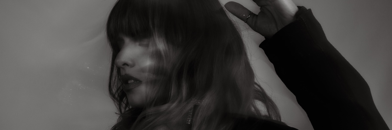 KarenInder's profile banner image