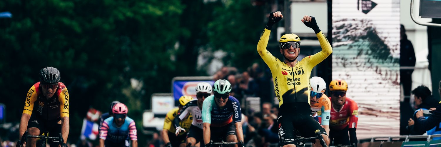 trobroleon's profile banner image