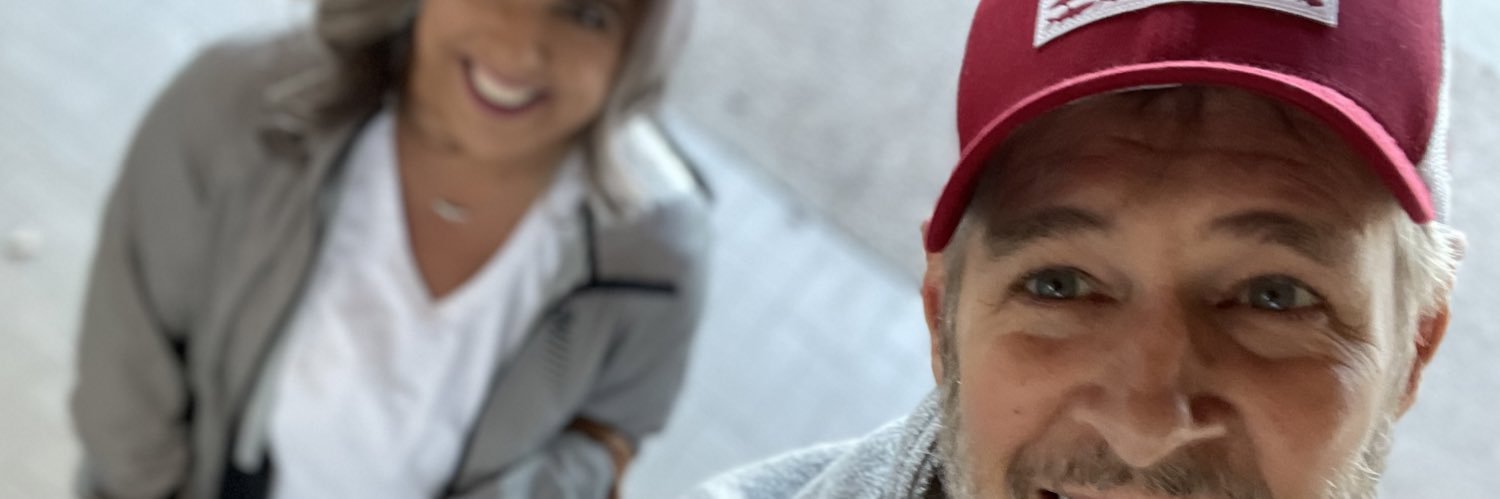 bradpullum's profile banner image