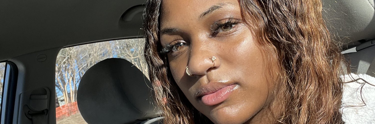 casiamariee's profile banner image