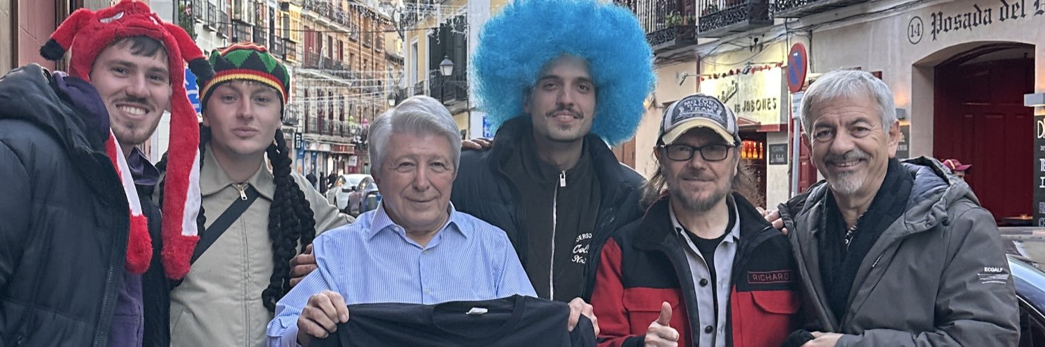 everyonehateswaze𓅓𓆌 banner