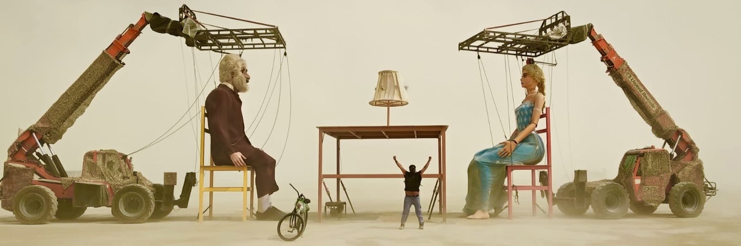 Roberto Flore banner