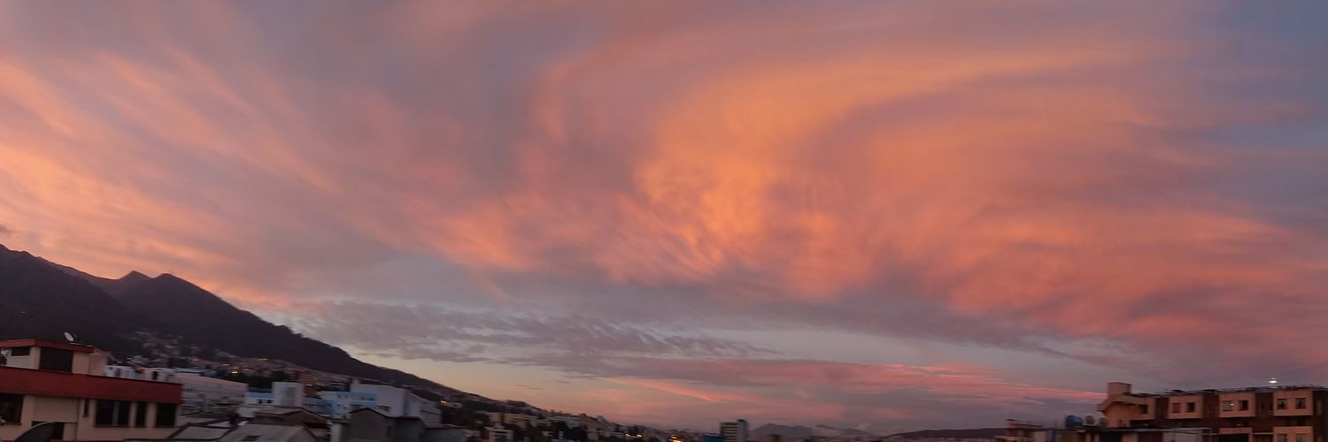 es_lombeida's profile banner image