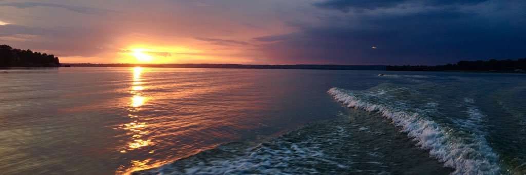 mackideck's profile banner image