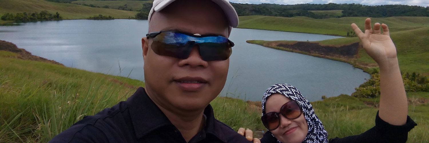 mujharidris's profile banner image