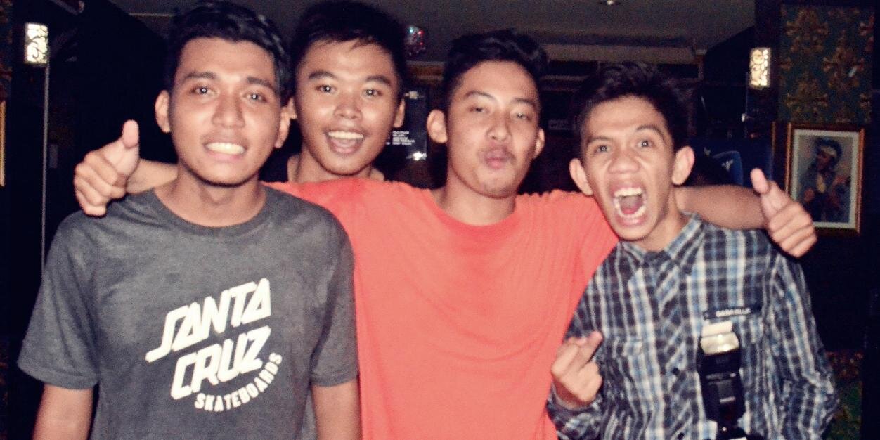 Stupid Bandits banner