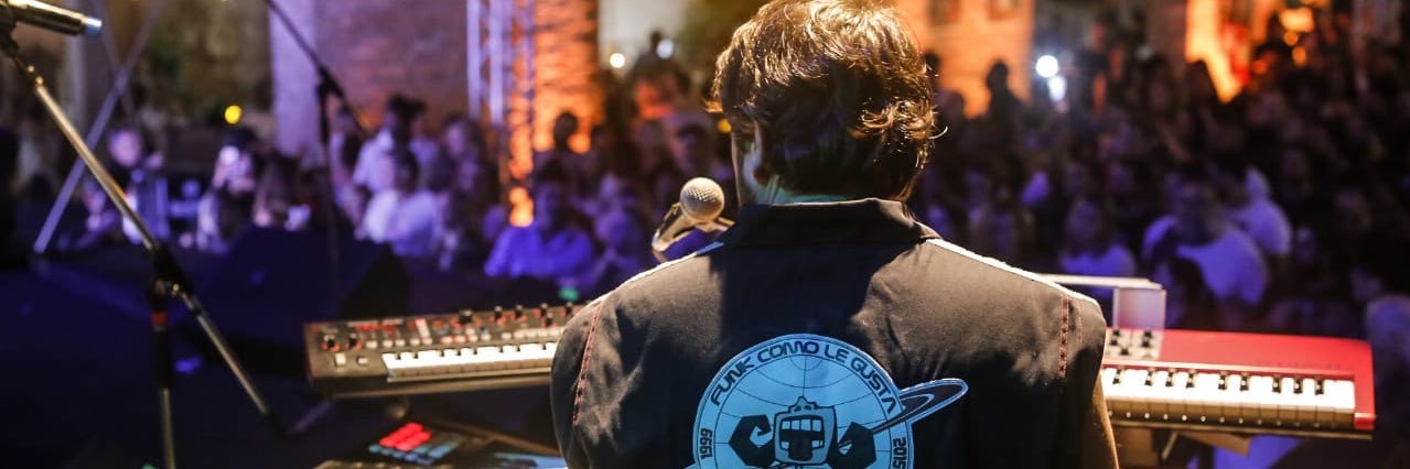eronguarnieri's profile banner image