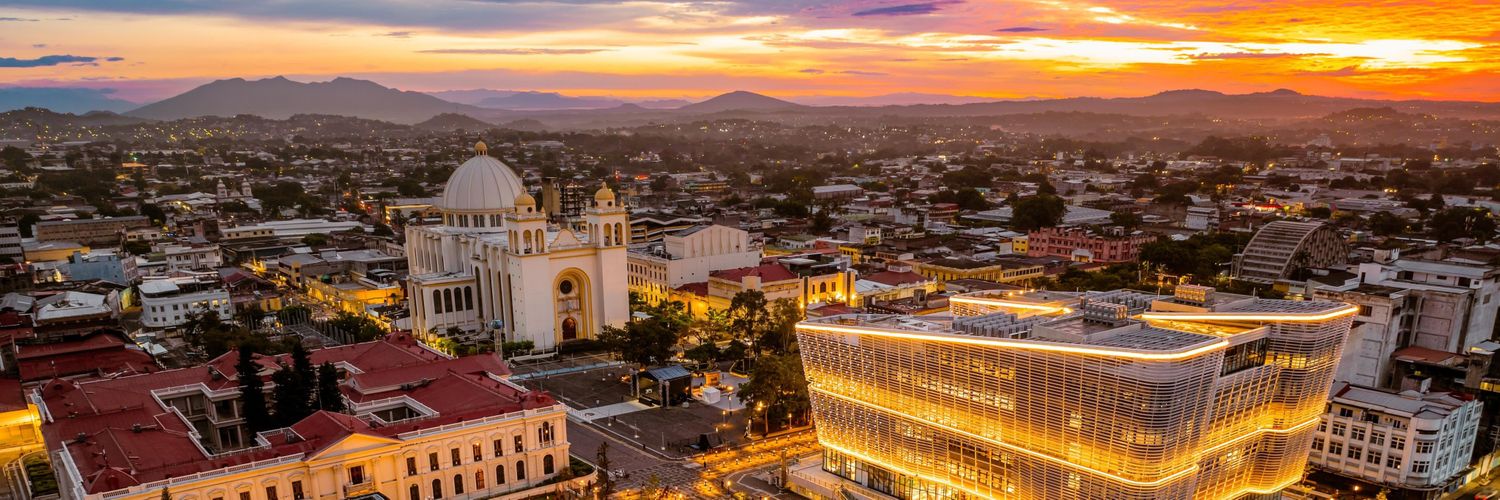 Chuck 🇸🇻 banner