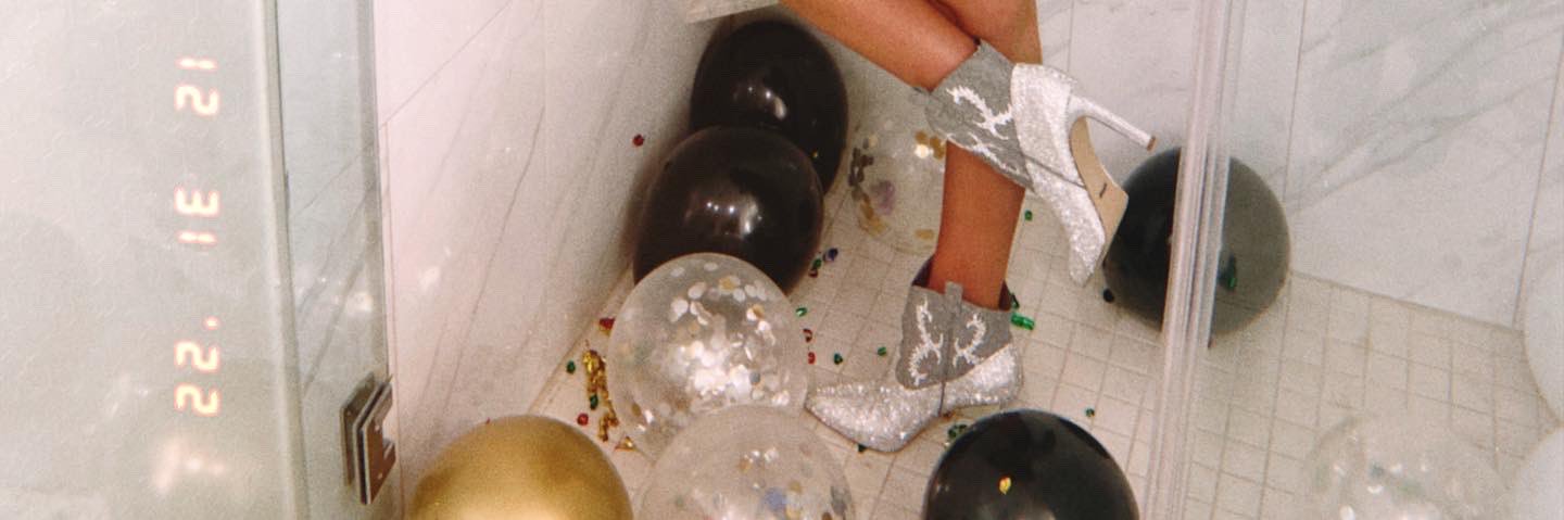 BeccaLyn1121's profile banner image