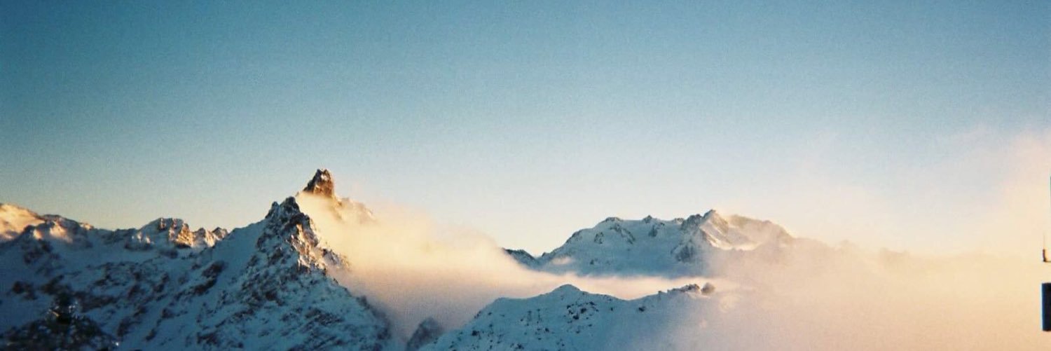 SophiaBridges's profile banner image