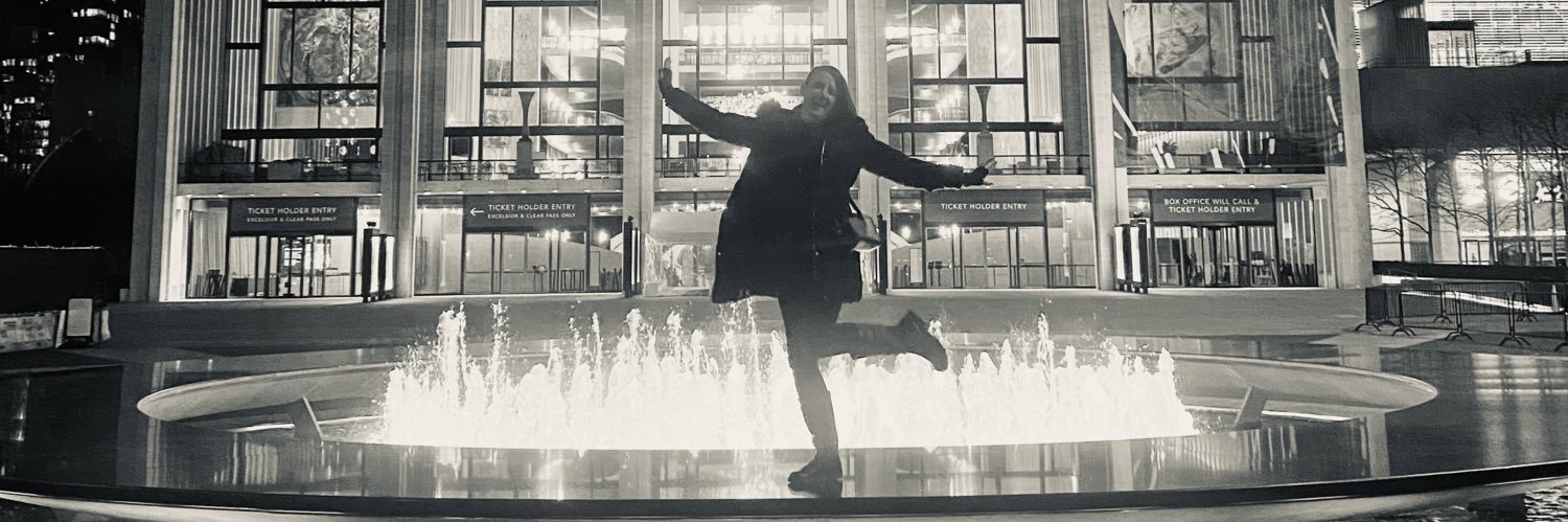 Claire Dowdall 💜 banner