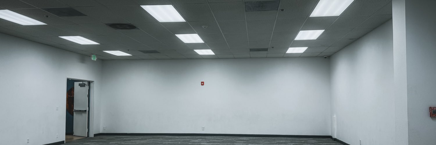 𝐌𝐢𝐠𝐮𝐞𝐥 𝐑𝐞𝐝 𝐏𝐚𝐧𝐝𝐚 banner