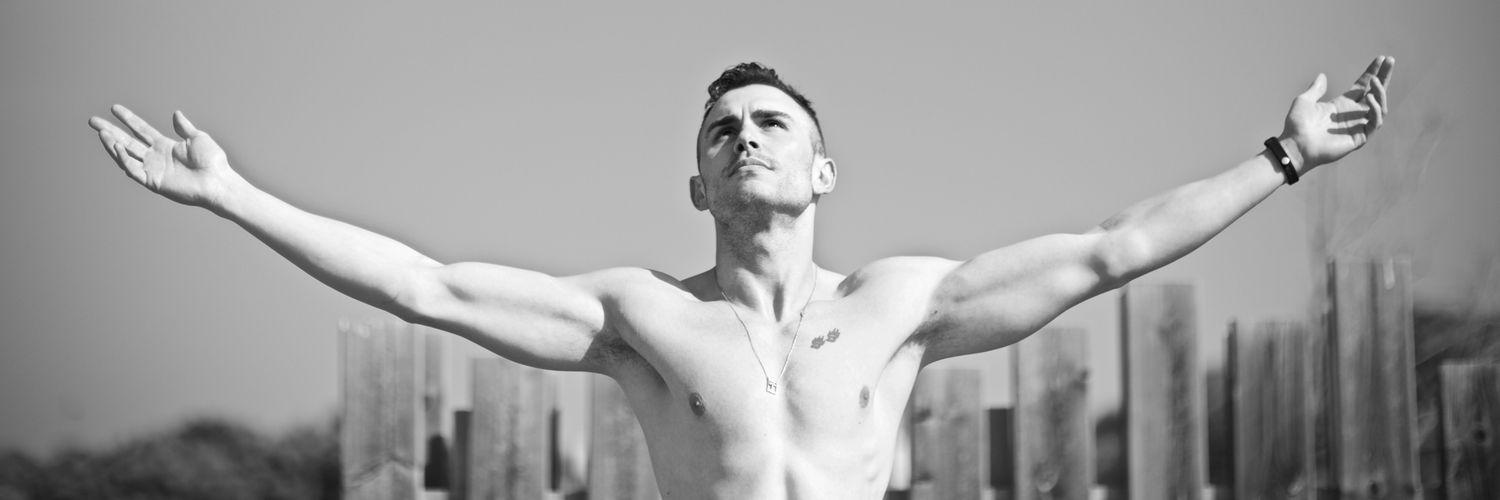 redfieldbcn's profile banner image