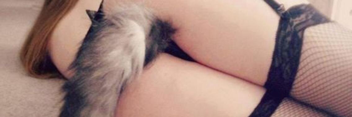slutdebi's profile banner image