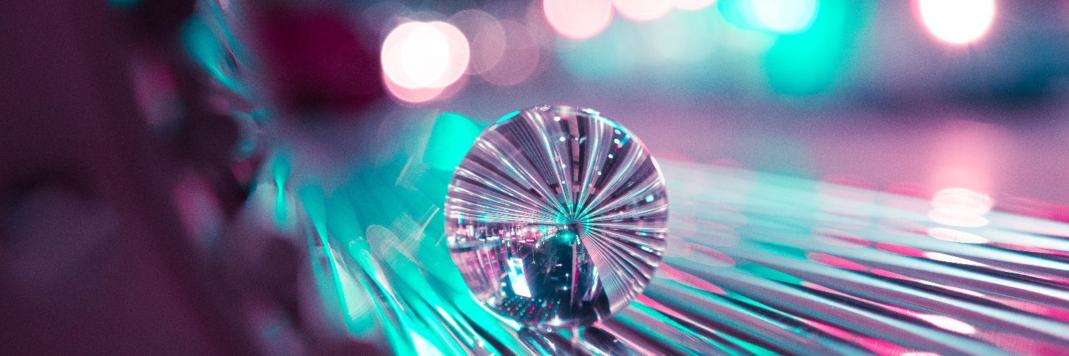 uhParaa's profile banner image