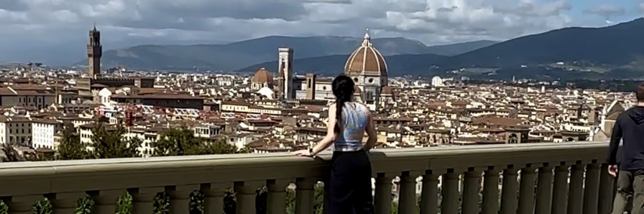 AnnaMaCastillo's profile banner image